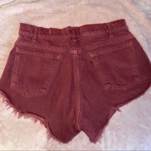 High waisted Levi shorts